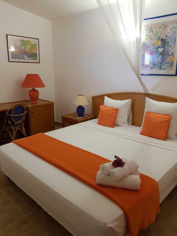 Roy'Al Beach Holidays Сент-Люс Экстерьер фото