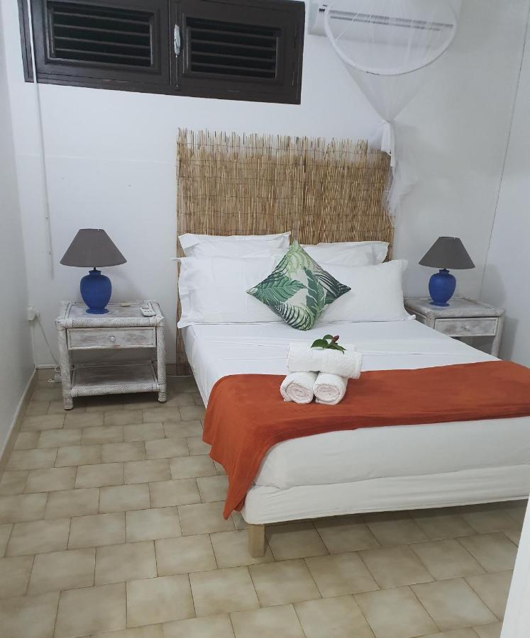 Roy'Al Beach Holidays Сент-Люс Экстерьер фото